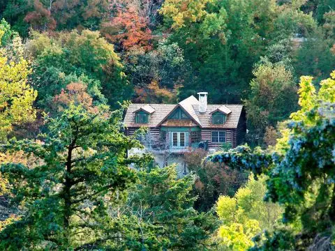 aerial view of Big Cedar Lodge ; Courtesy of Big Cedar Lodge