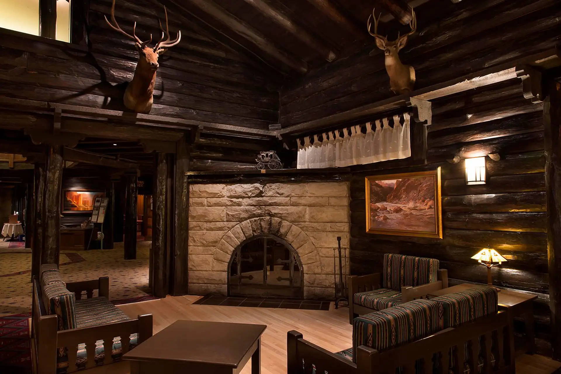 El Tovar Lodge in Grand Canyon National Park