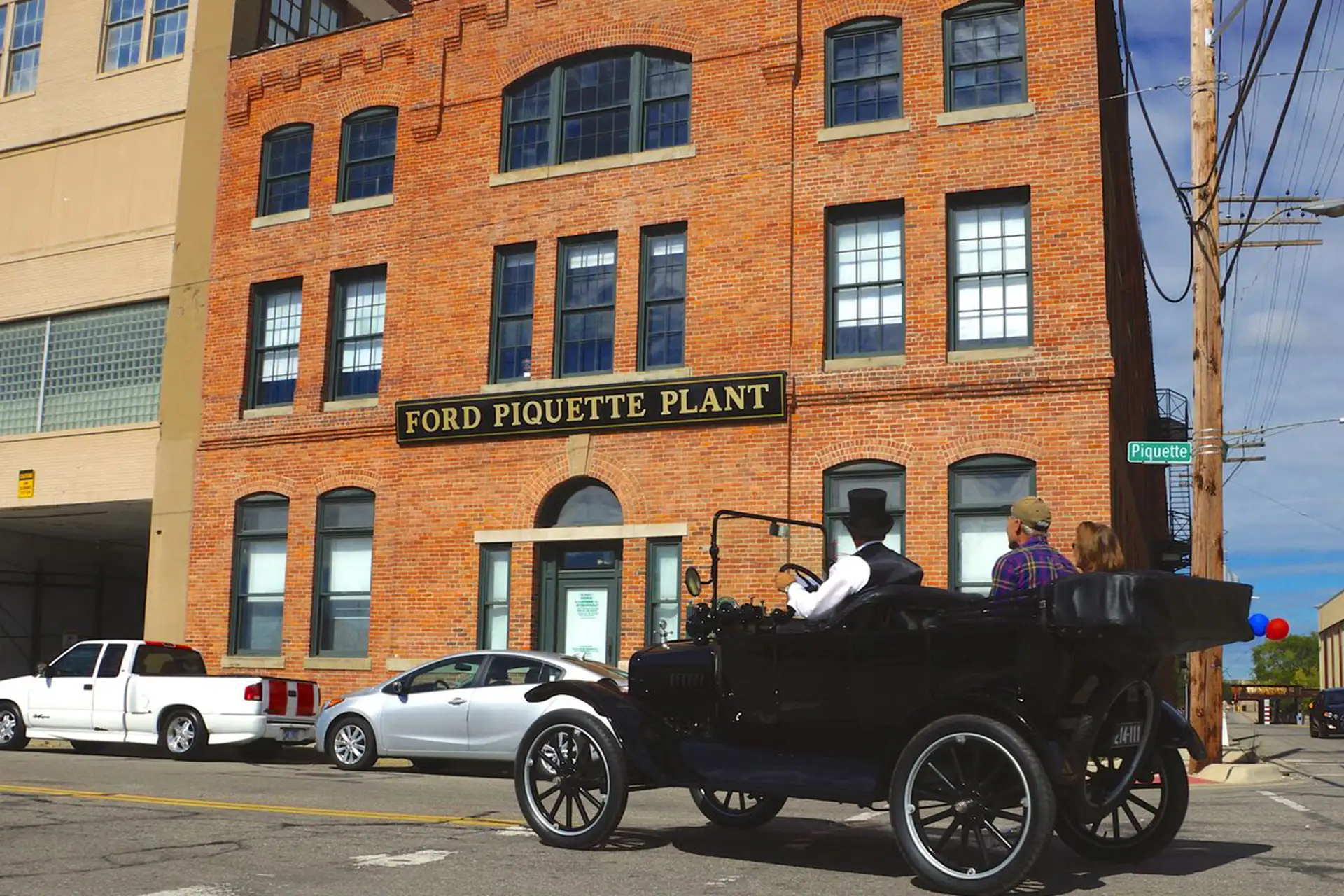 Exterior View of Ford Piquette Avenue Plant in Detroit