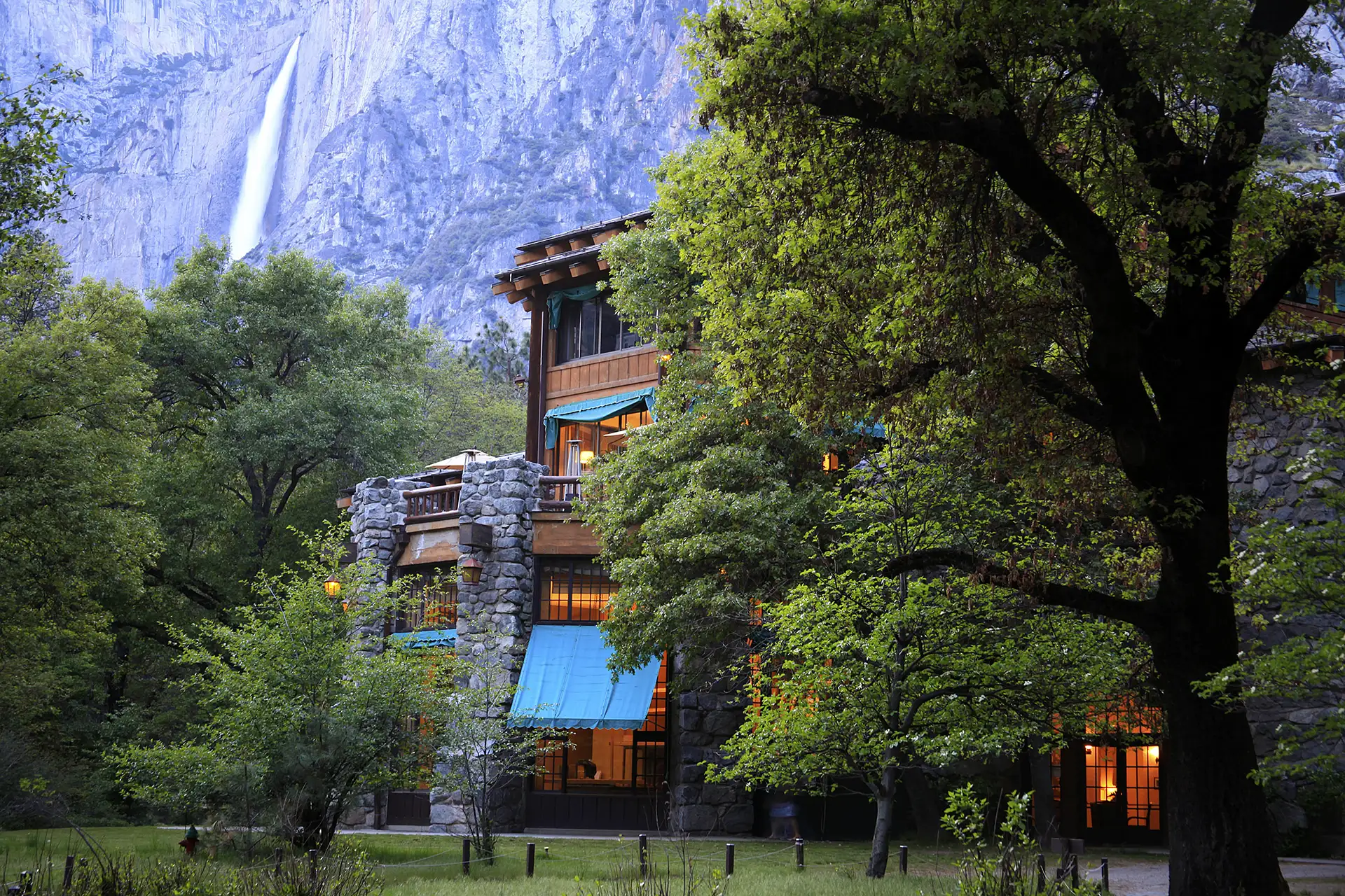 The Ahwahnee Hotel in Yosemite National Park